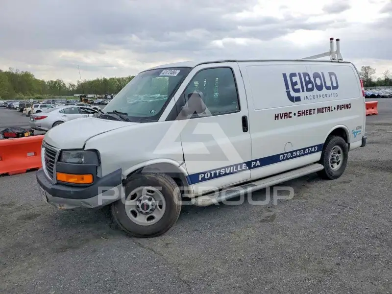 2018 GMC Savana фото