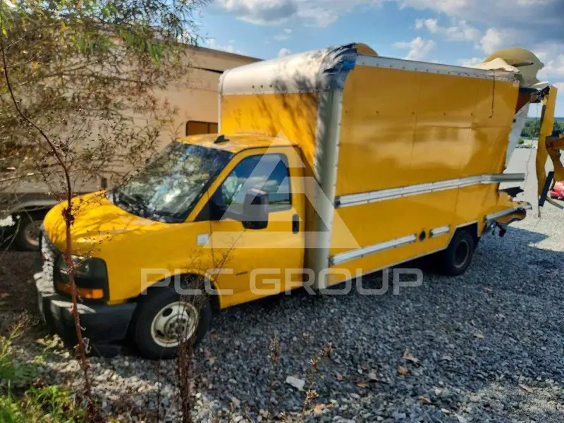 2018 GMC Savana фото