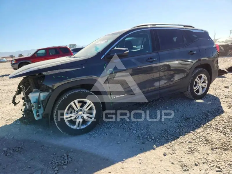 2018 GMC TERRAIN photo