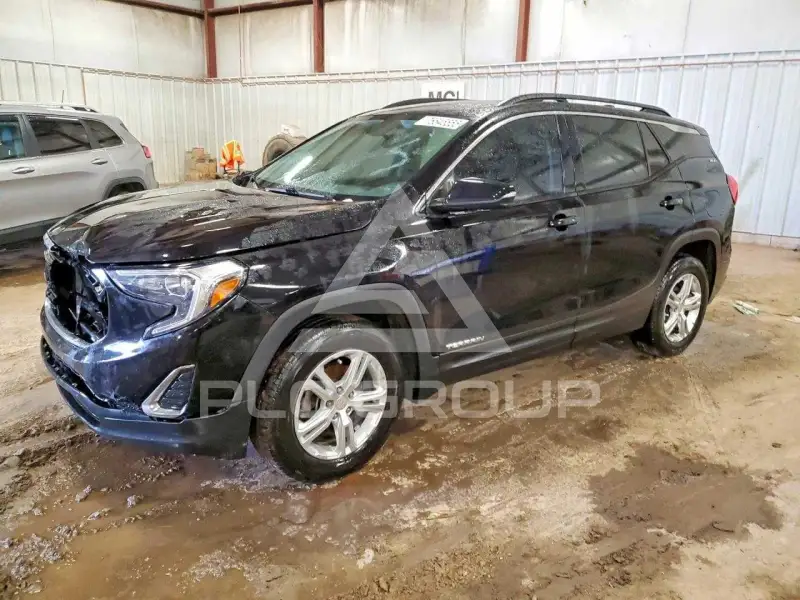 2018 GMC TERRAIN photo