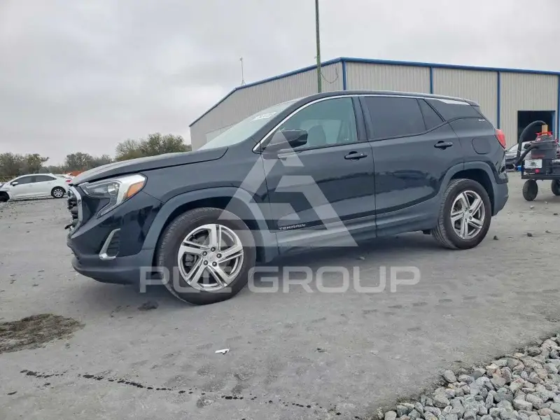 2018 GMC TERRAIN photo