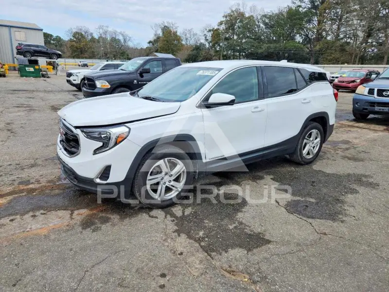 2018 GMC TERRAIN photo