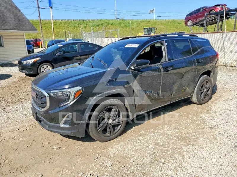 2018 GMC TERRAIN photo