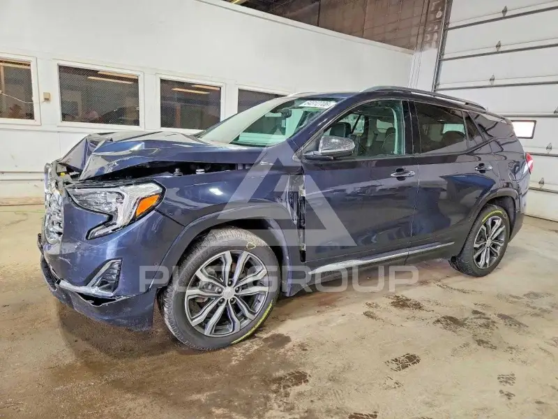2018 GMC TERRAIN photo