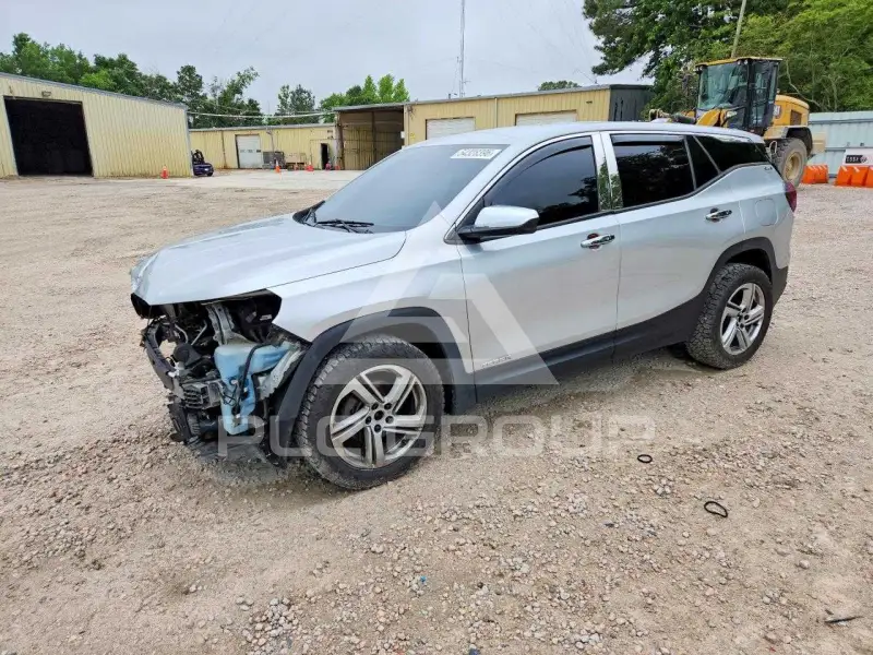 2018 GMC TERRAIN photo
