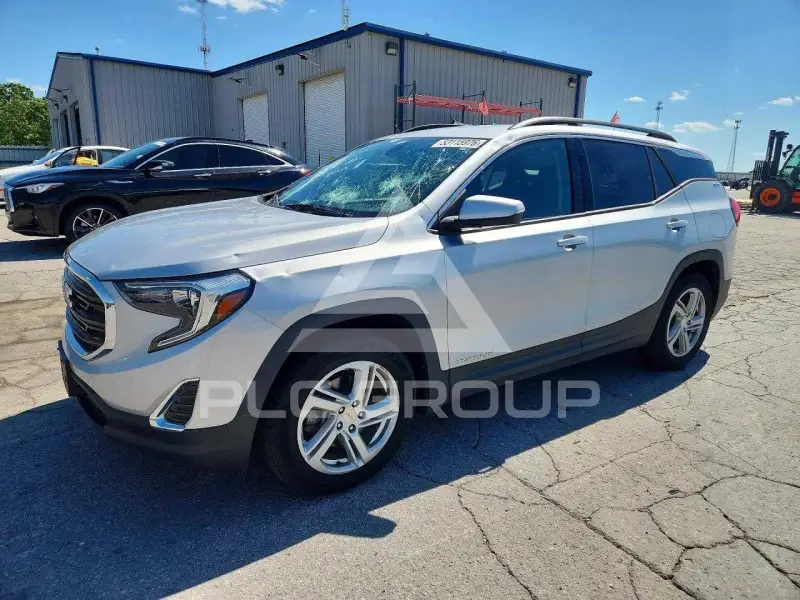2018 GMC TERRAIN photo