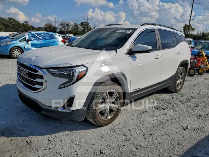 2018 GMC TERRAIN photo