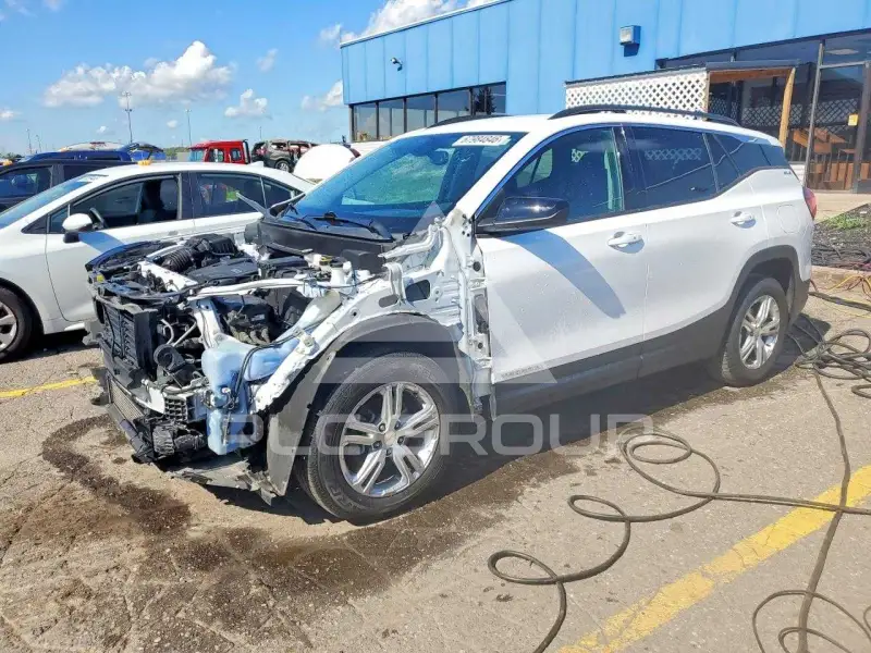 2018 GMC TERRAIN photo