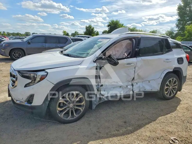 2018 GMC TERRAIN photo