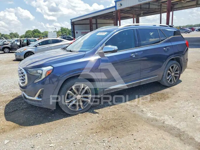 2018 GMC TERRAIN photo