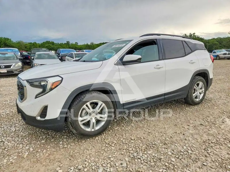 2018 GMC TERRAIN photo