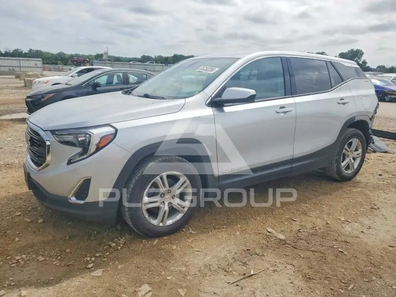 2018 GMC TERRAIN photo