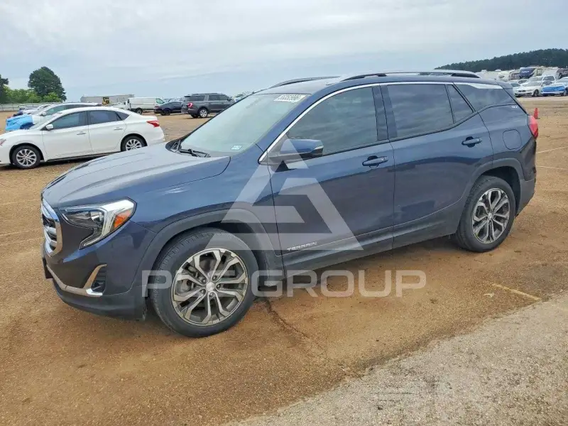 2018 GMC TERRAIN photo