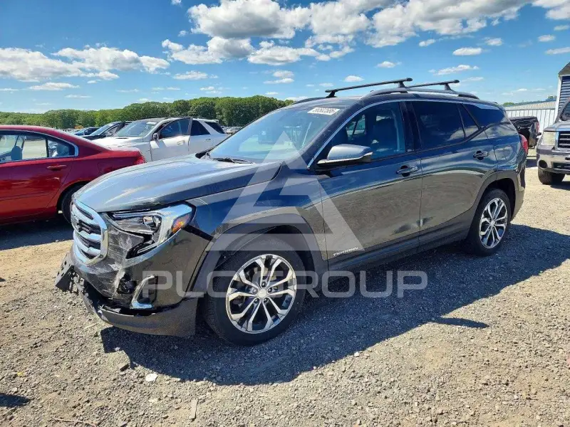 2018 GMC TERRAIN photo