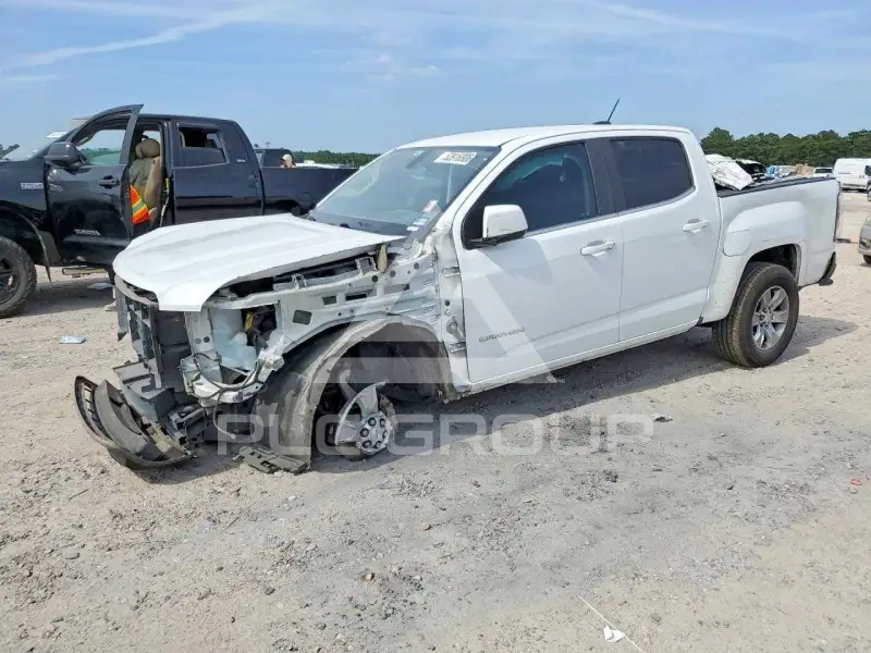 2018 GMC CANYON photo