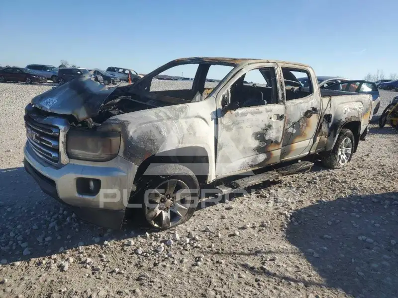 2018 GMC CANYON photo