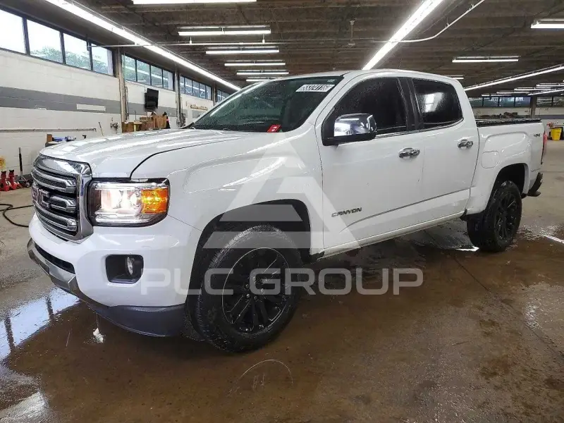 2018 GMC CANYON photo