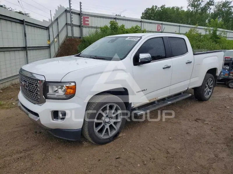 2018 GMC CANYON photo