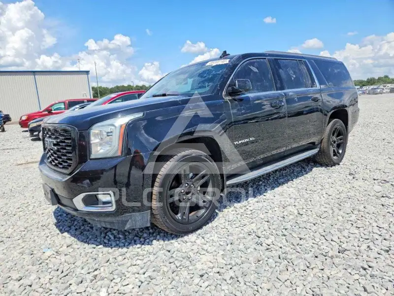 2018 GMC YUKON photo