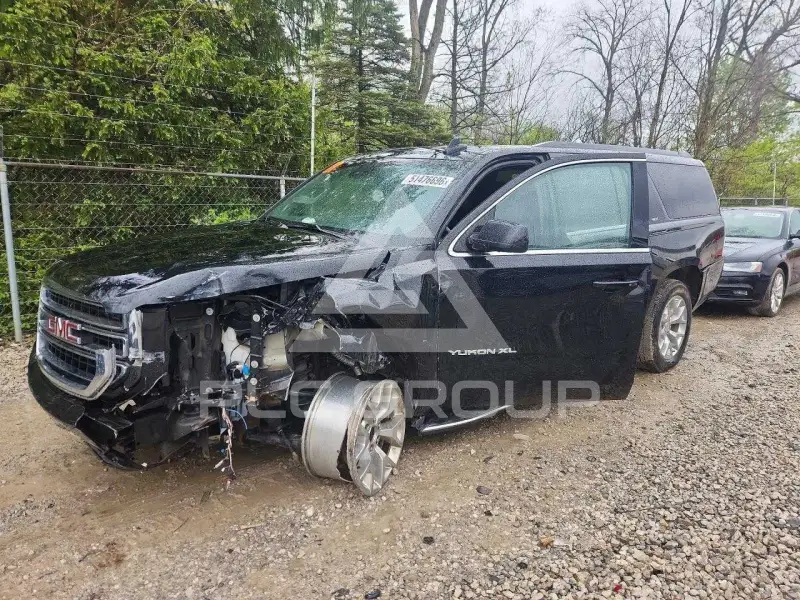 2018 GMC YUKON photo