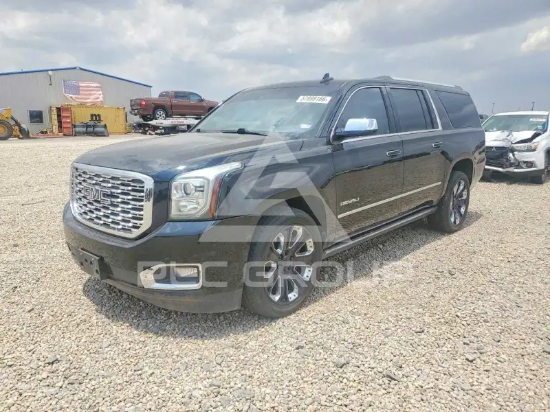 2018 GMC YUKON photo