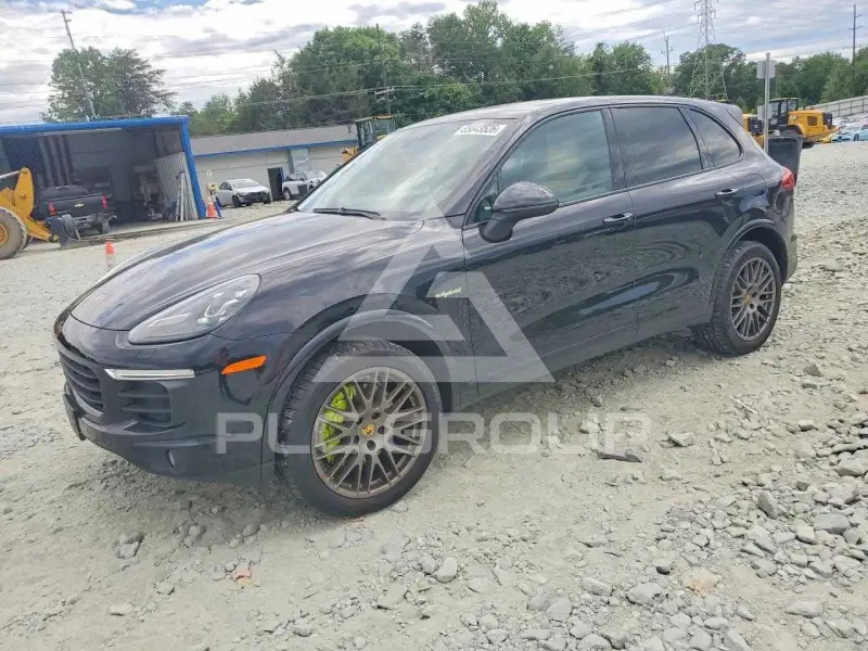 2018 Porsche Cayenne photo