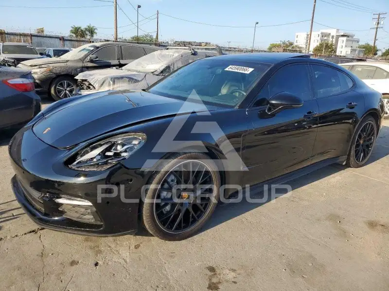 2018 Porsche Panamera фото