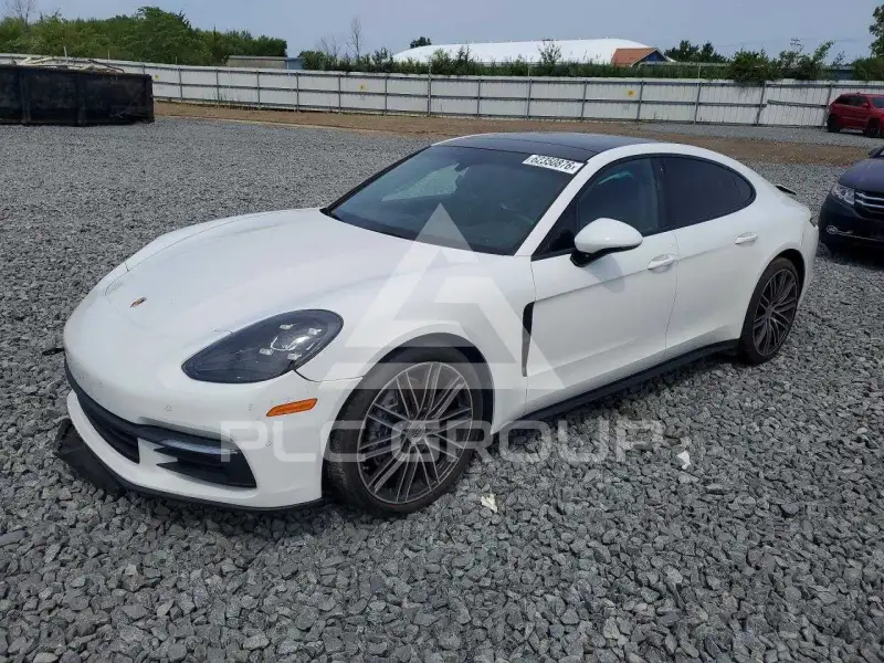 2018 Porsche Panamera фото