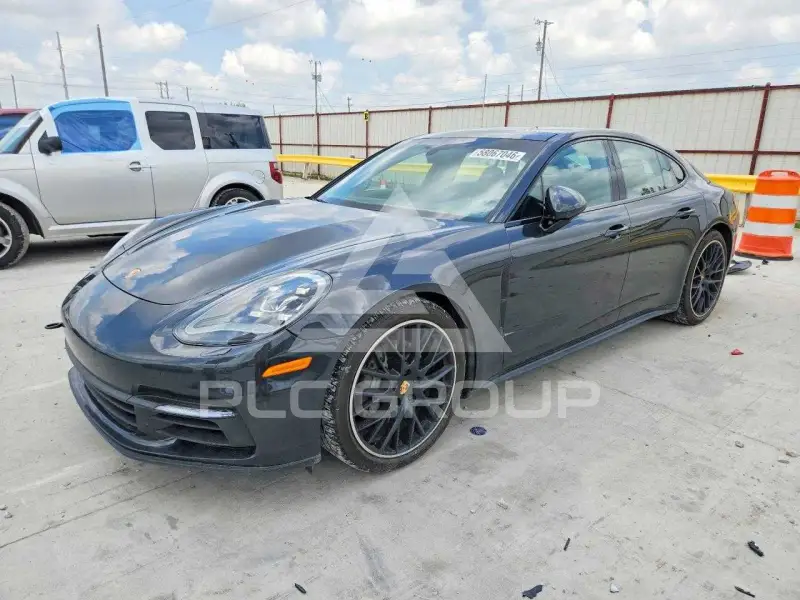 2018 Porsche Panamera фото