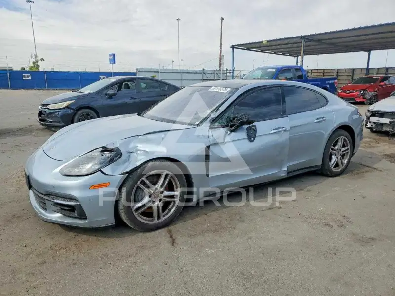 2018 Porsche Panamera фото