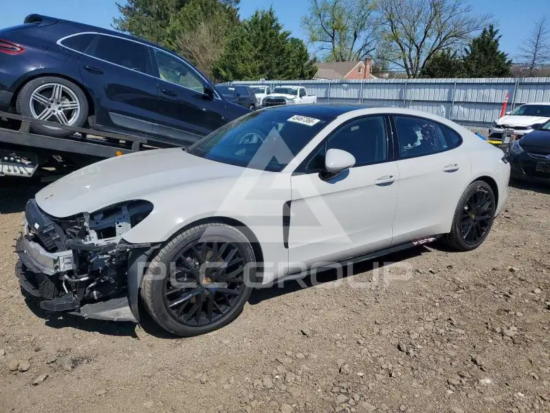2018 Porsche Panamera фото