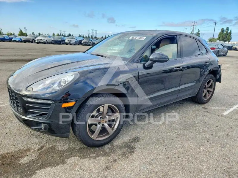 2018 Porsche MACAN photo