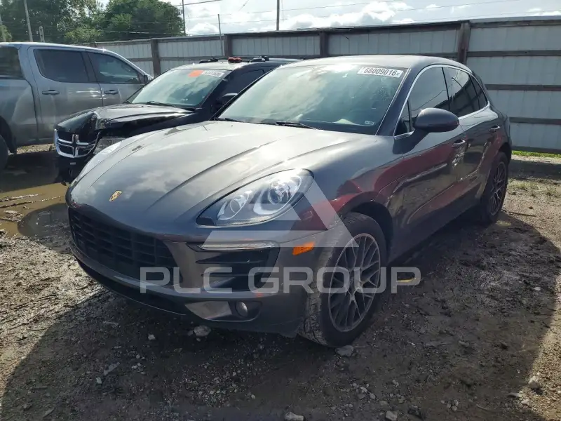 2018 Porsche MACAN photo