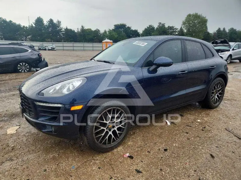 2018 Porsche MACAN photo