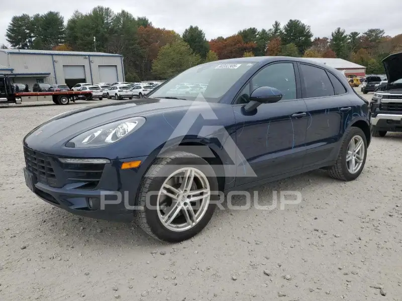 2018 Porsche MACAN photo