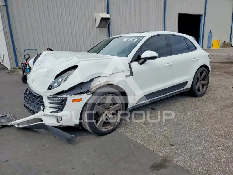 2018 Porsche MACAN photo
