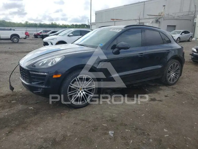 2018 Porsche MACAN photo
