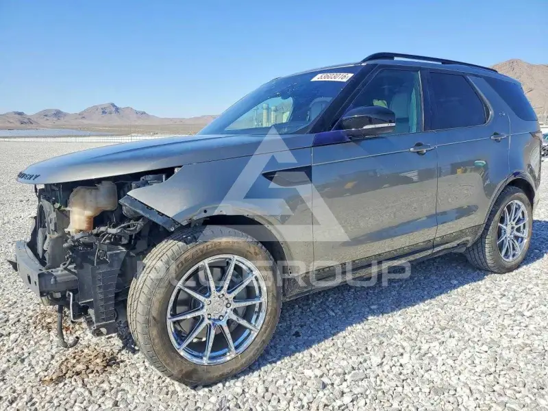 2018 Land Rover Discovery photo