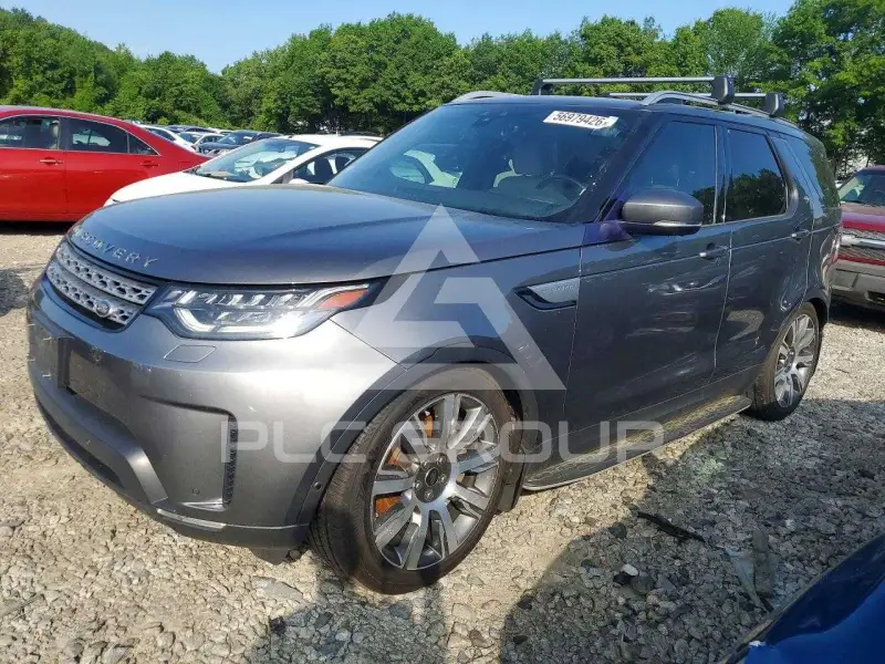 2018 Land Rover Discovery photo