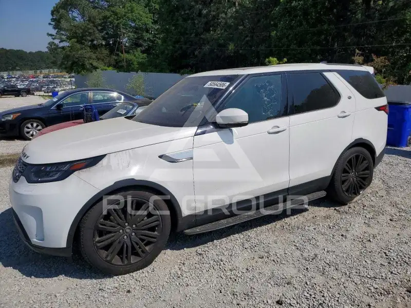 2018 Land Rover Discovery photo