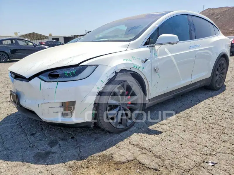 2018 Tesla Model X фото