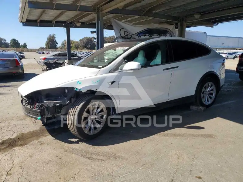 2018 Tesla Model X photo