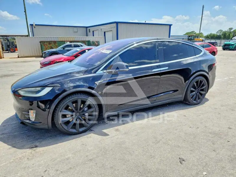2018 Tesla Model X photo