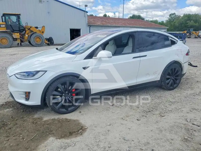 2018 Tesla Model X фото
