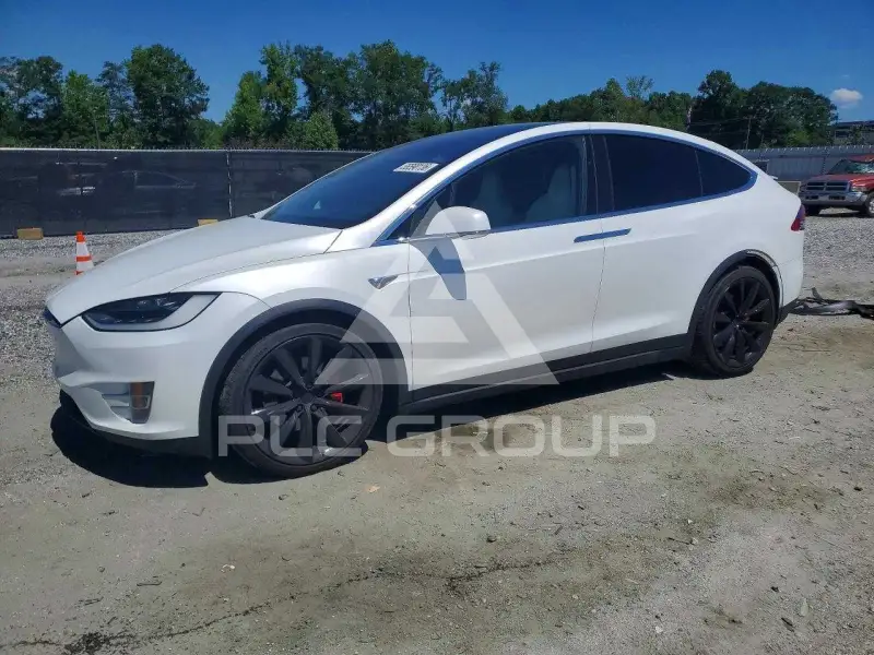 2018 Tesla Model X фото
