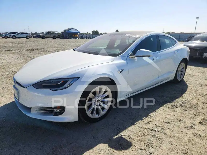 2018 Tesla Model S фото