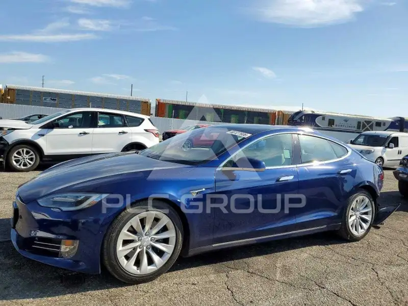 2018 Tesla Model S photo