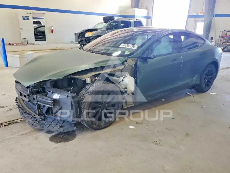 2018 Tesla Model S фото