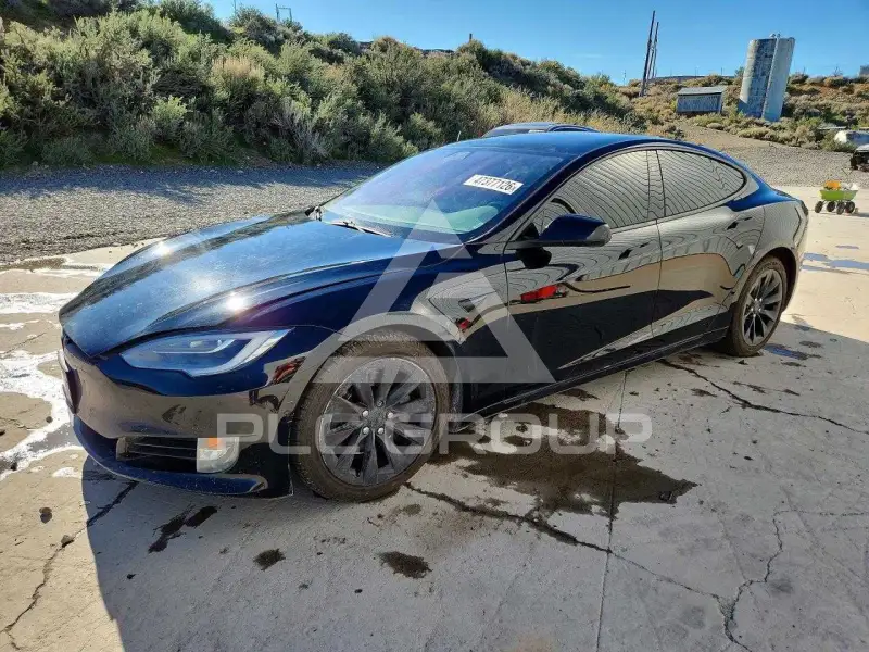 2018 Tesla Model S photo