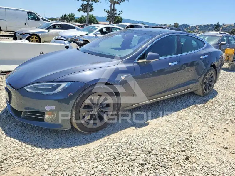 2018 Tesla Model S photo